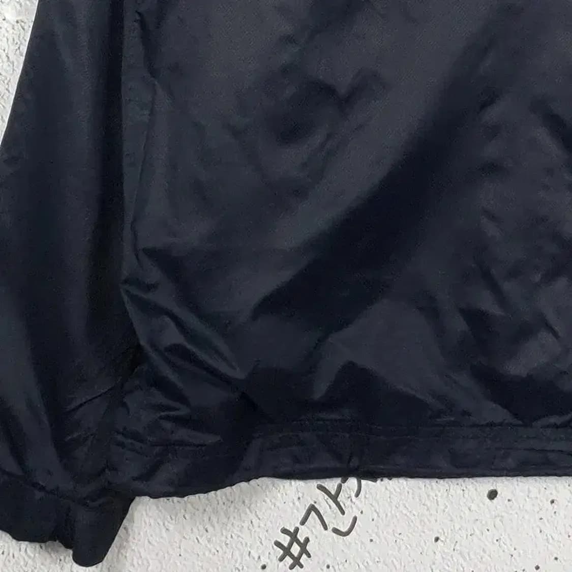 나이키 NIKE 블랙 스우시 바람막이 자켓 블랙 3800044 상품이미지8
