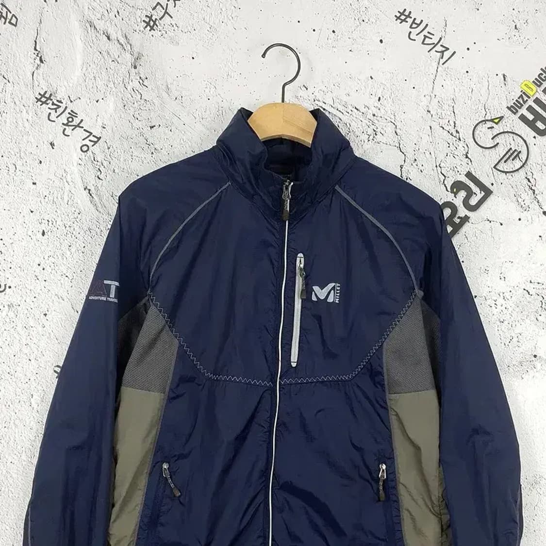 밀레 MILLET 초경량 바람막이 후드 자켓 네이비 3800045 상품이미지4