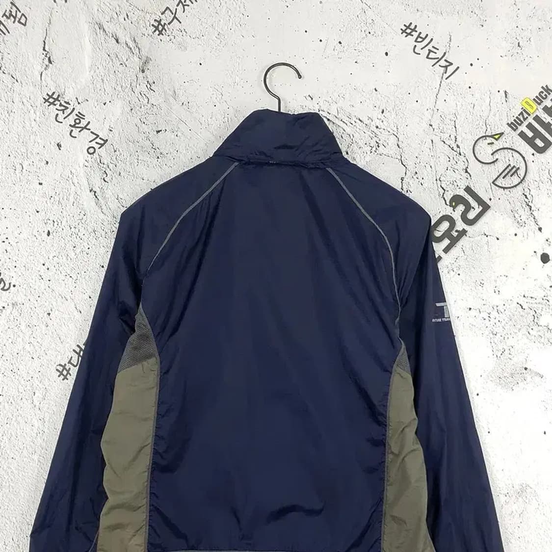 밀레 MILLET 초경량 바람막이 후드 자켓 네이비 3800045 상품이미지8