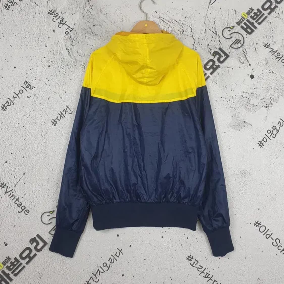 나이키 NIKE 자수 로고 경량 바람막이 자켓 옐로우 3800096 상품이미지2