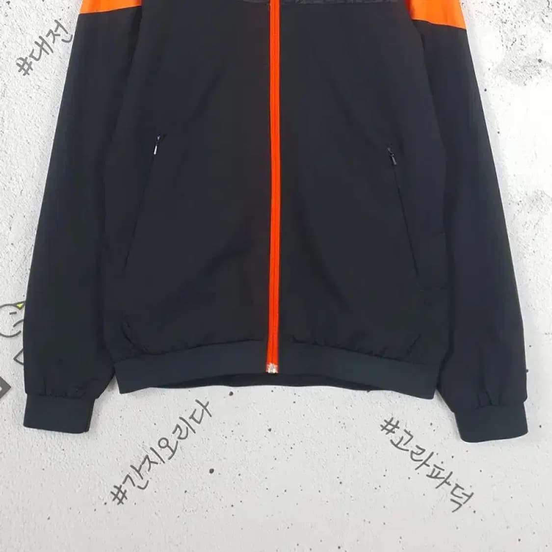 아디다스 ADIDAS 우븐 슬림핏 바람막이 져지 자켓 블랙 3800102 상품이미지4