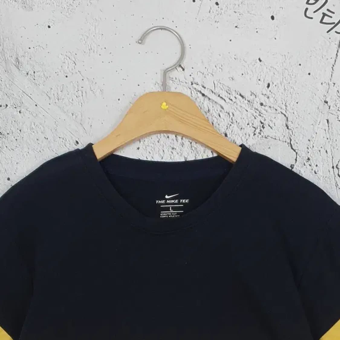 나이키 NIKE 스우시 여성 반팔 티 블랙 L 1000391 상품이미지4
