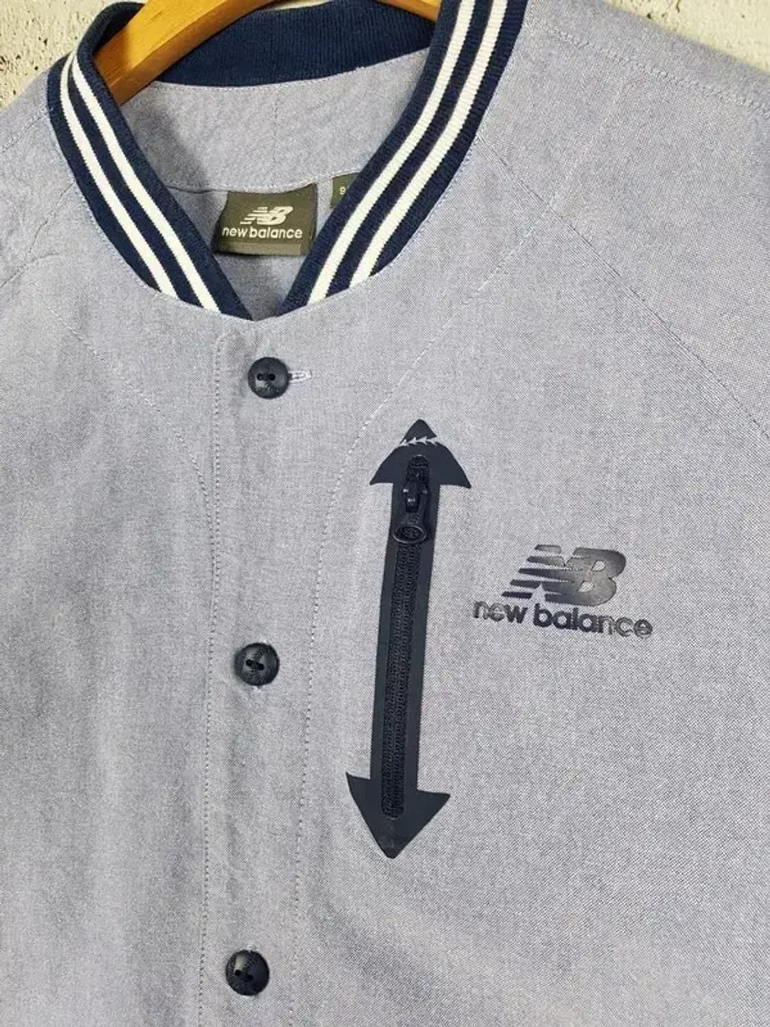 뉴발란스 NB 블루종 바시티 자켓 라이트 블루 M 3200057 상품이미지3