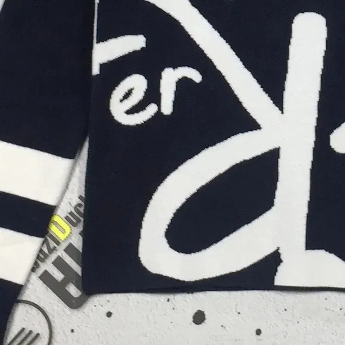 타미힐피거 레터링 라운드넥 여성 니트 네이비 S 2400093 상품이미지3