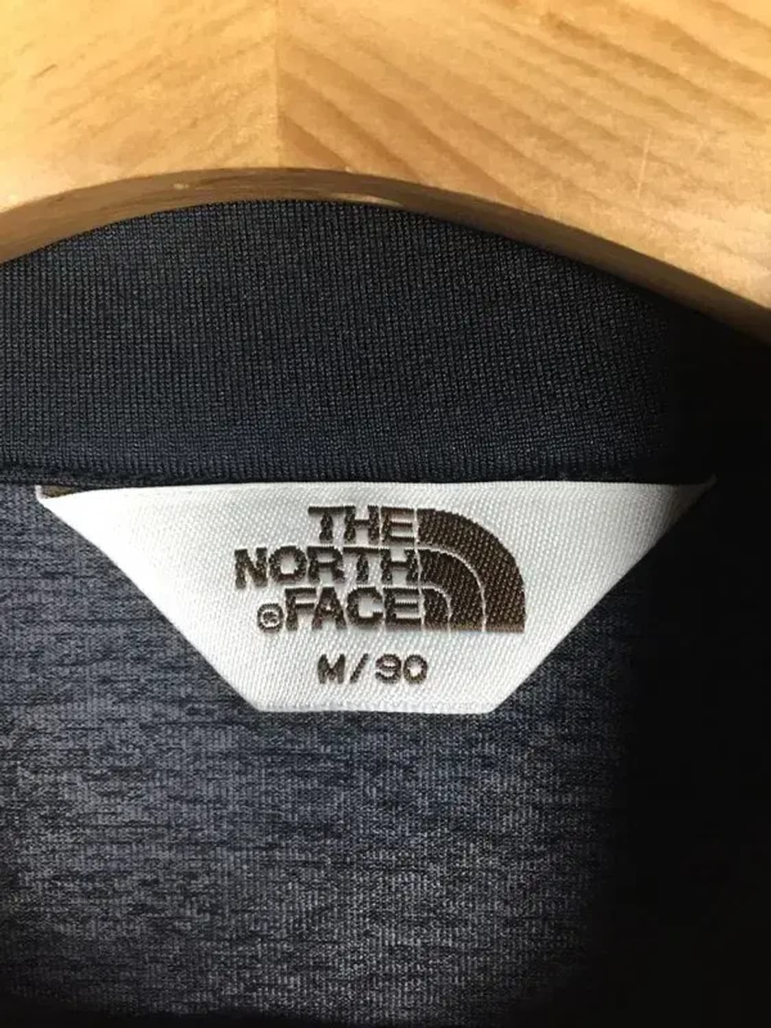 노스페이스 여성 트레이닝 집업 자켓 그레이 M/90 3800168 상품이미지6