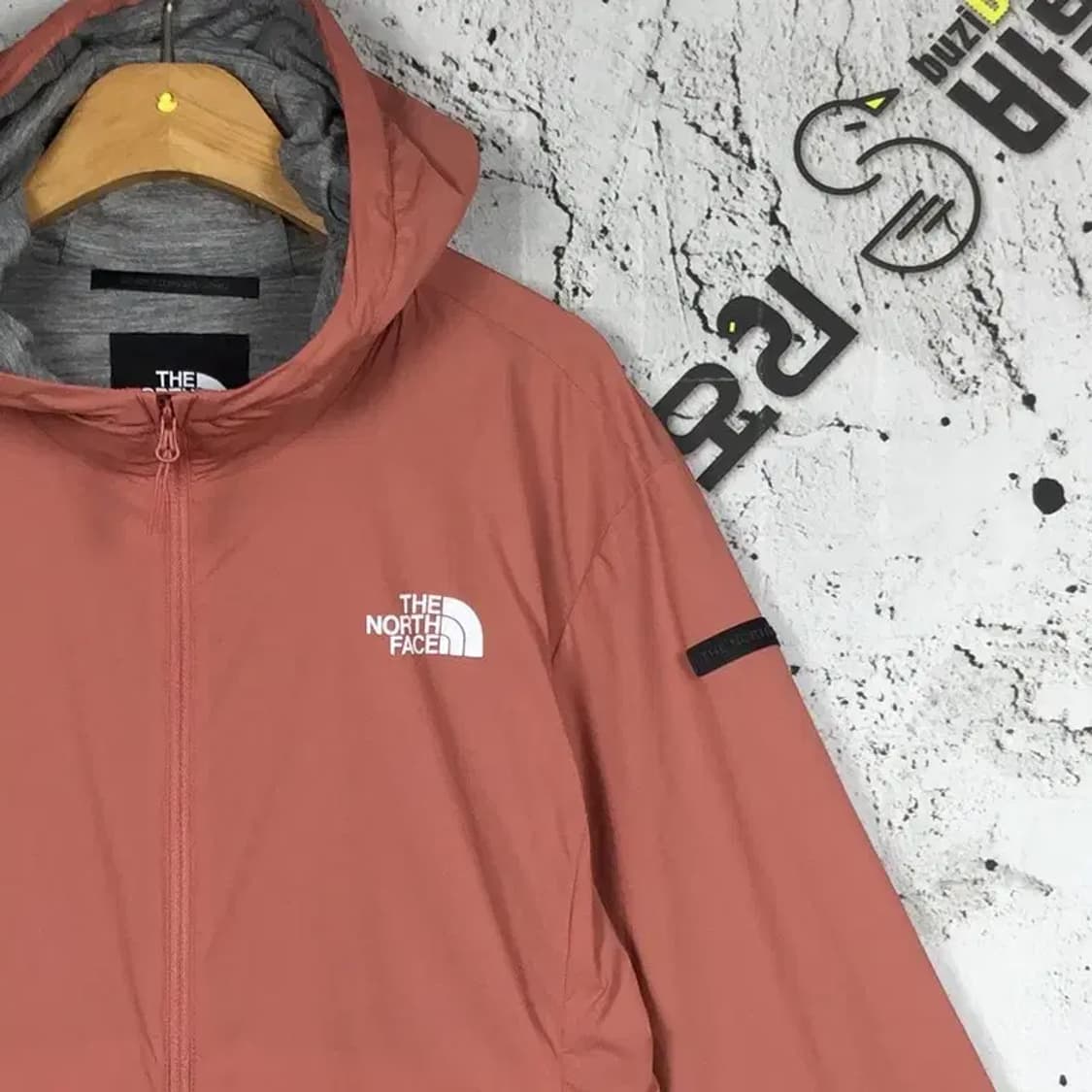 노스페이스 익스플로링 여성 후드 바람막이 코랄 L/95 3800170 상품이미지4