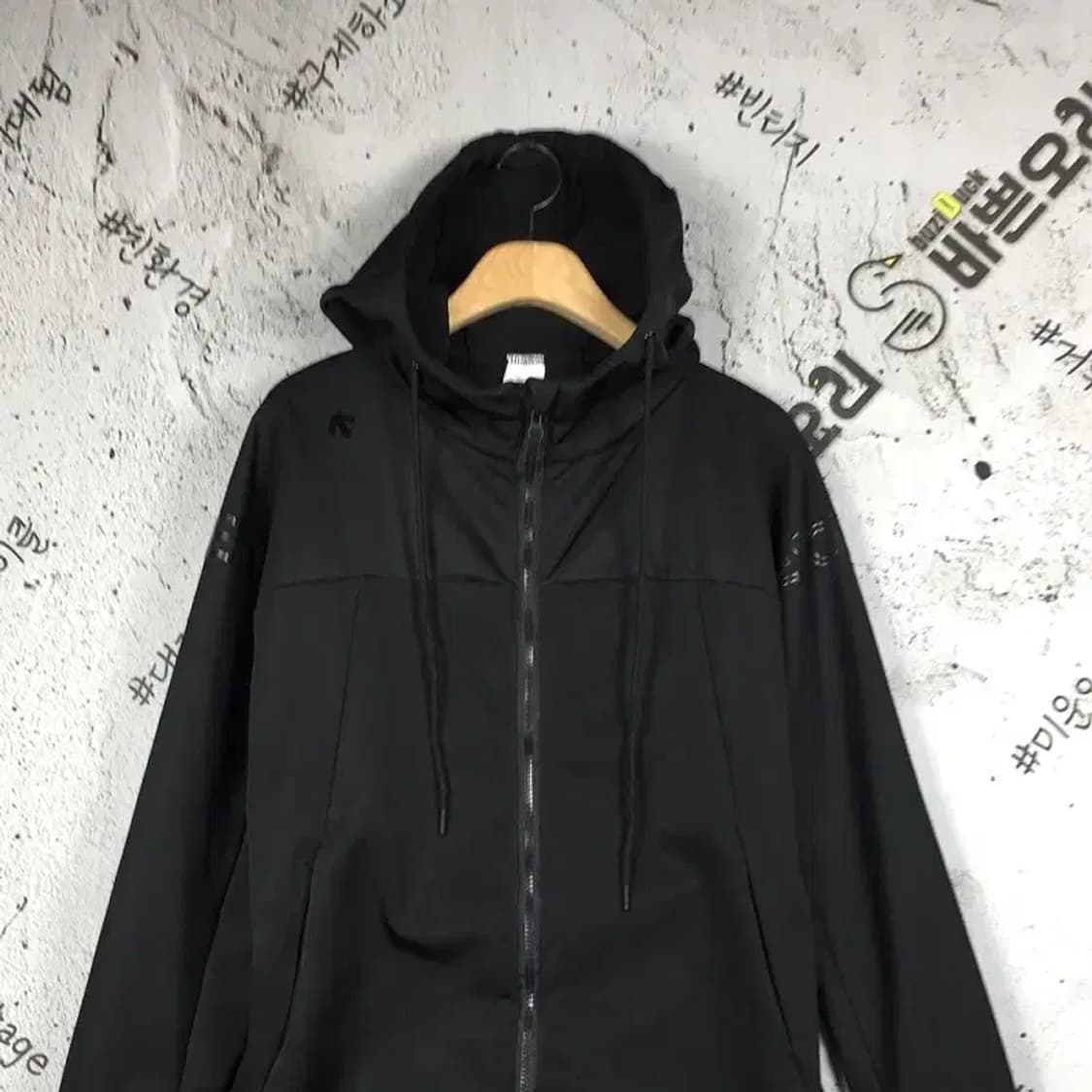 데상트 여성 기모 후드 집업 롱 자켓 블랙 100 3200063 상품이미지4