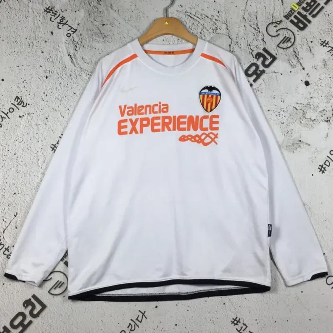 나이키 발렌시아 축구 유니폼 긴팔 티 화이트 140 2100141 상품이미지1