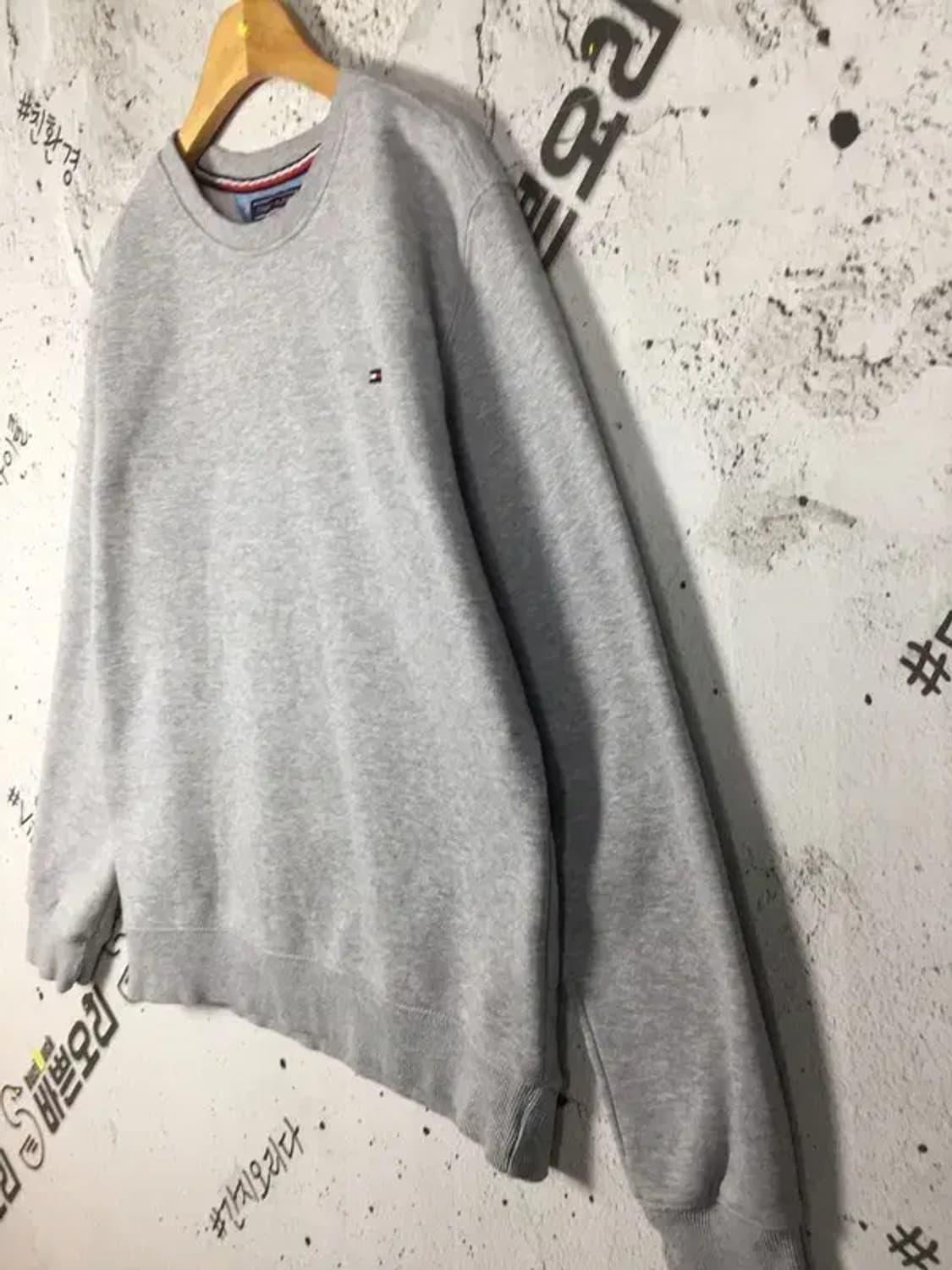 타미힐피거 TOMMY 기모 맨투맨 라이트 그레이 S 2200234 상품이미지4