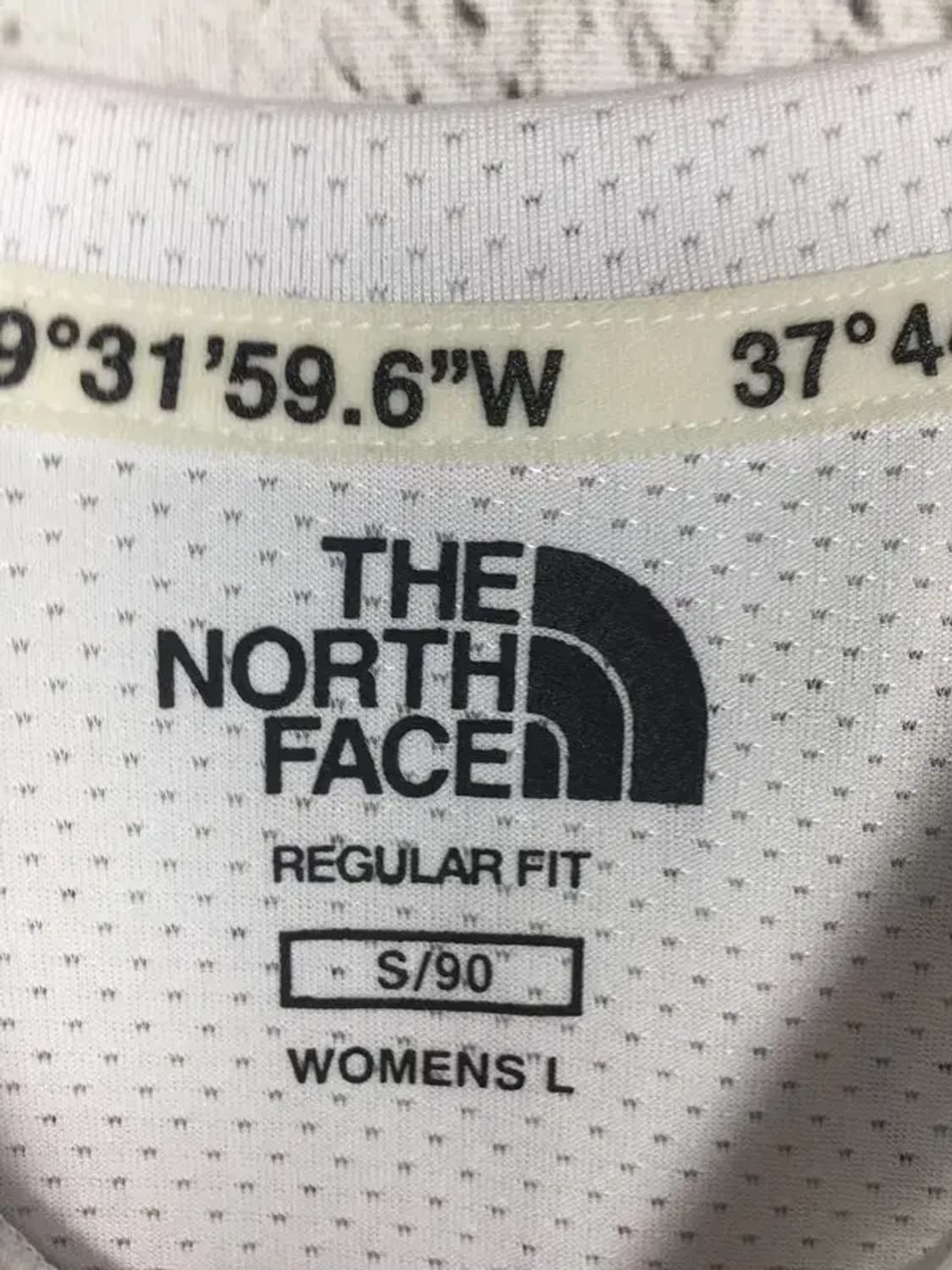 노스페이스 레귤러핏 여성 반팔 티 화이트 S/90 1000500 상품이미지9