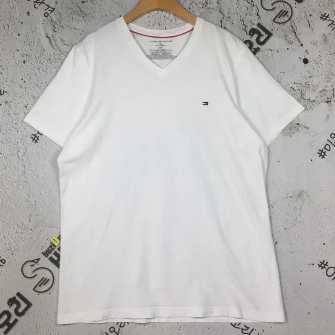 타미힐피거 브이넥 기본 반팔 티 화이트 M 1000491 상품이미지1