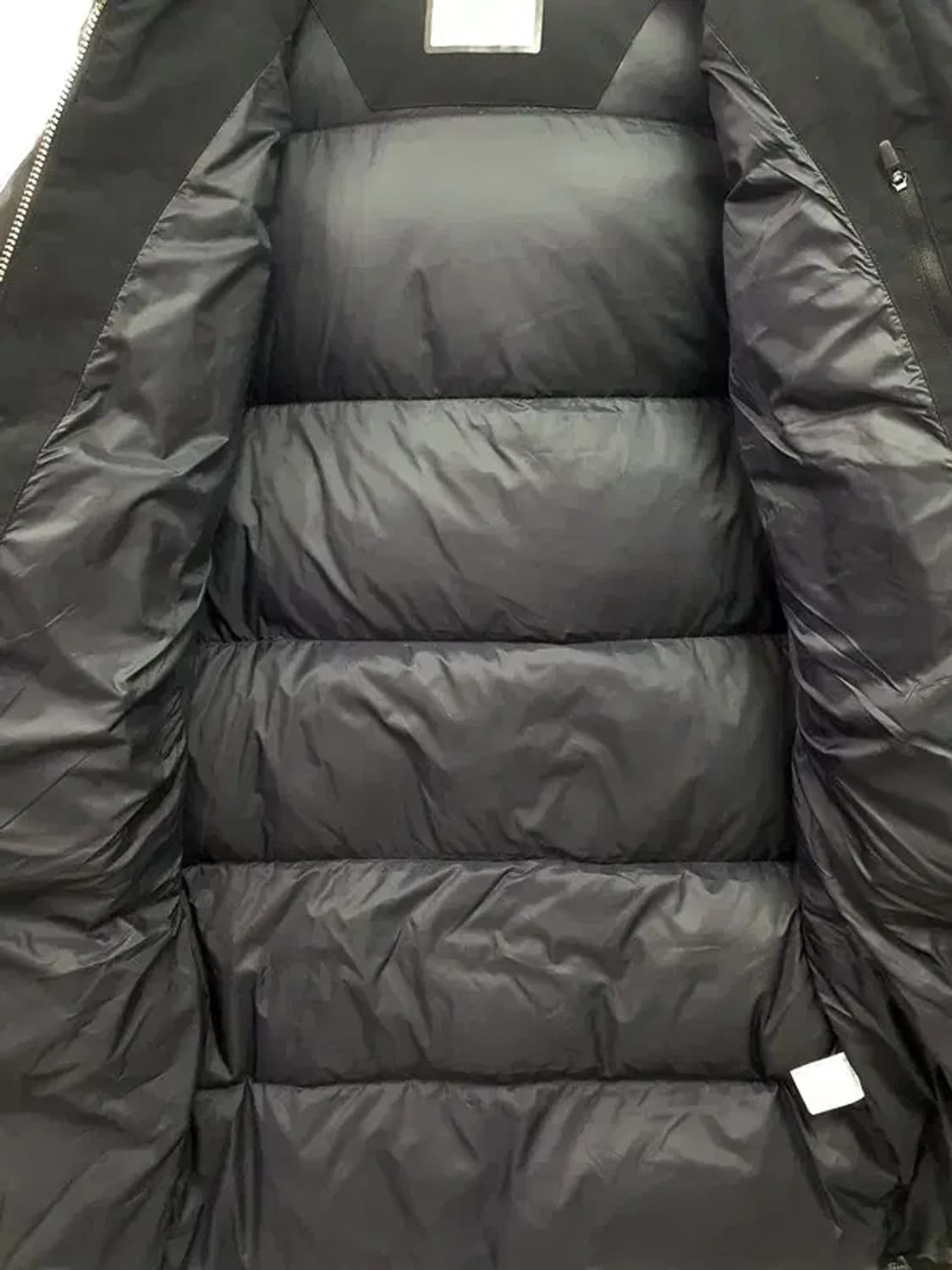 디스커버리 DISCOVERY 벤츄어포스 덕다운패딩 블랙 3400018 상품이미지6