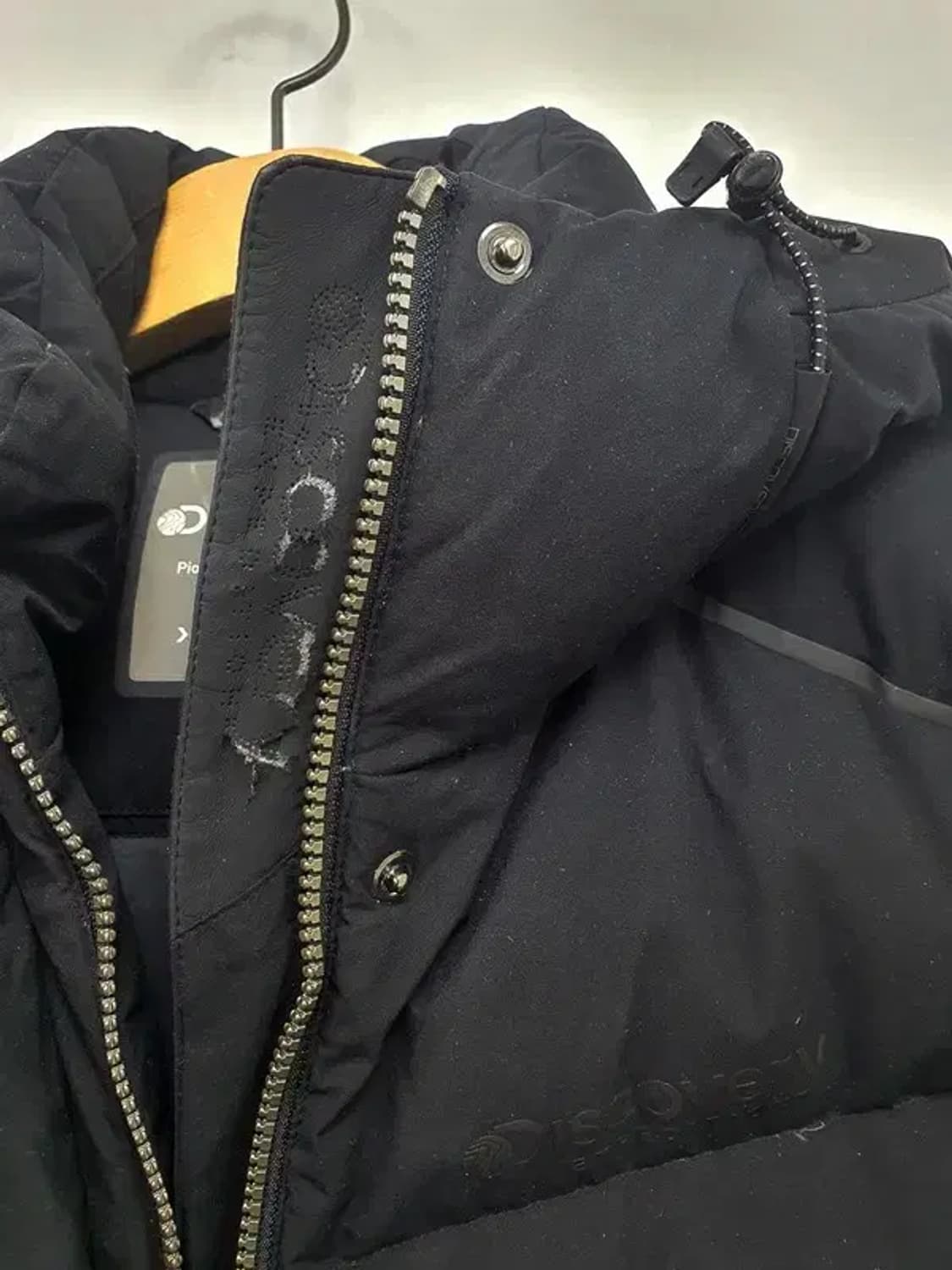 디스커버리 DISCOVERY 벤츄어포스 덕다운패딩 블랙 3400018 상품이미지9