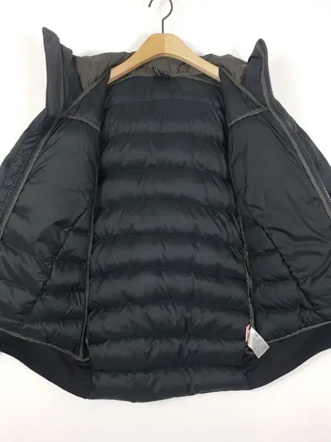 아디다스 ADIDAS 하이브리드 덕다운 패딩 다크카키 3400061 상품이미지3