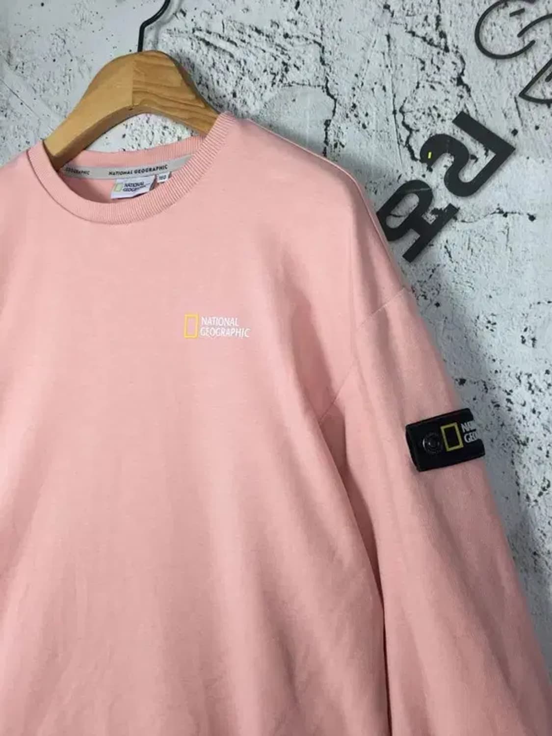 내셔널지오그래픽 와펜 맨투맨 라이트 핑크 160 2100152 상품이미지4