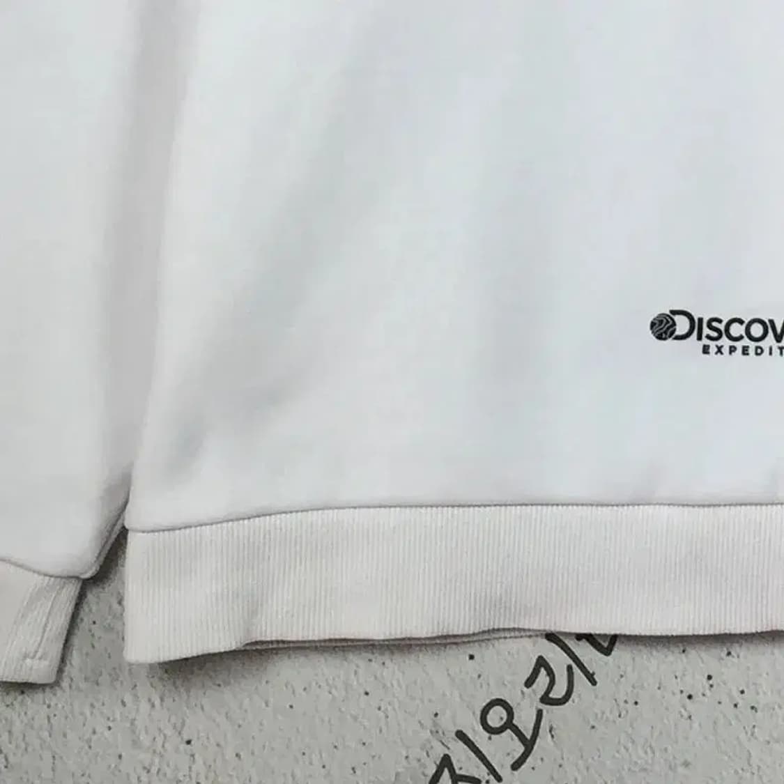 디스커버리 빅로고 기모 후드티 화이트 105 2300200 상품이미지6