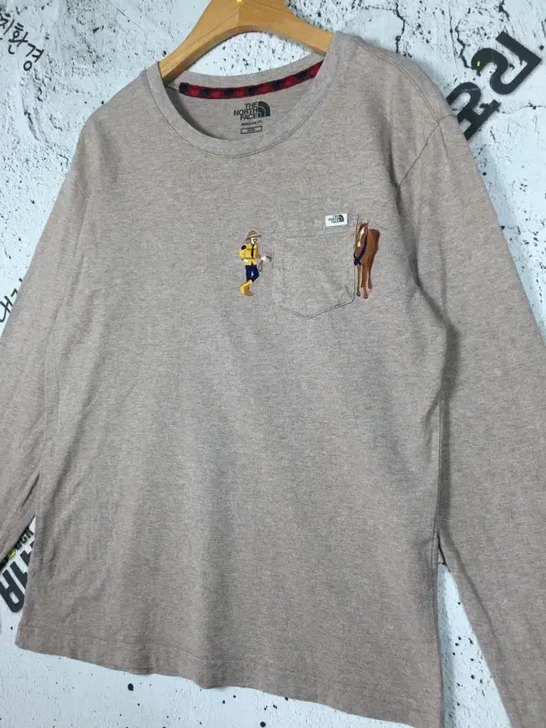 노스페이스 여성 포켓 긴팔 티 멜란지 베이지 M/95 2100153 상품이미지4