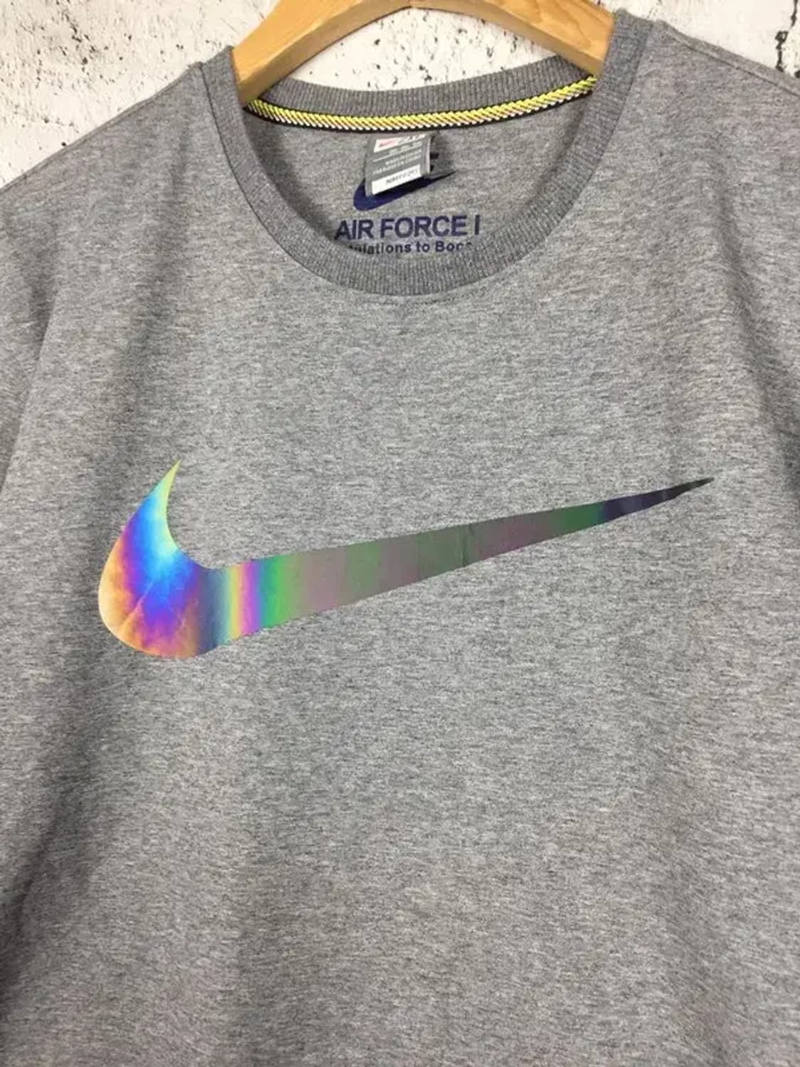 나이키 에어포스1 홀로그램 스우시 맨투맨 그레이 2XL 2200236 상품이미지4