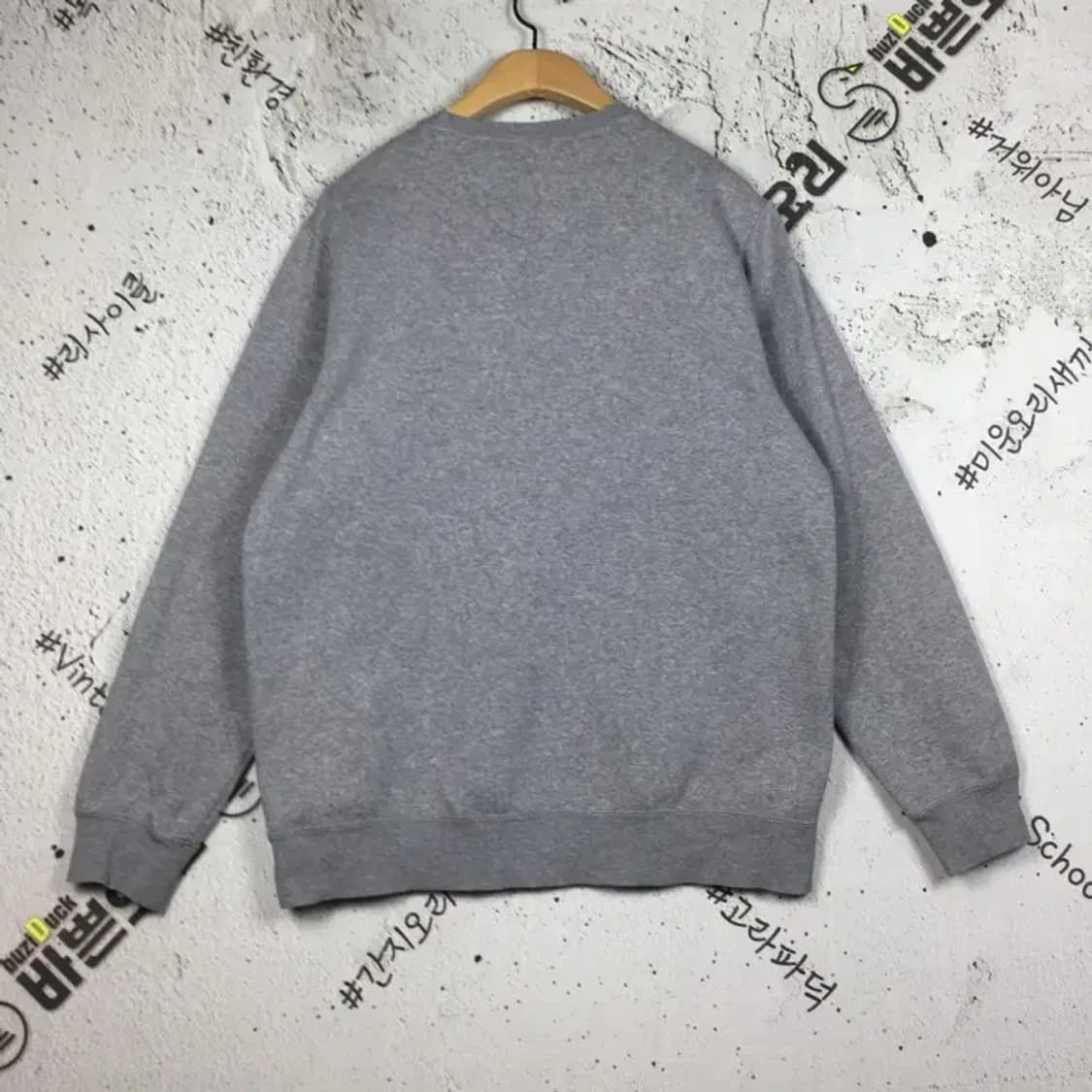 아디다스 에센셜 기모 포켓 맨투맨 라이트 그레이 105 2200237 상품이미지2