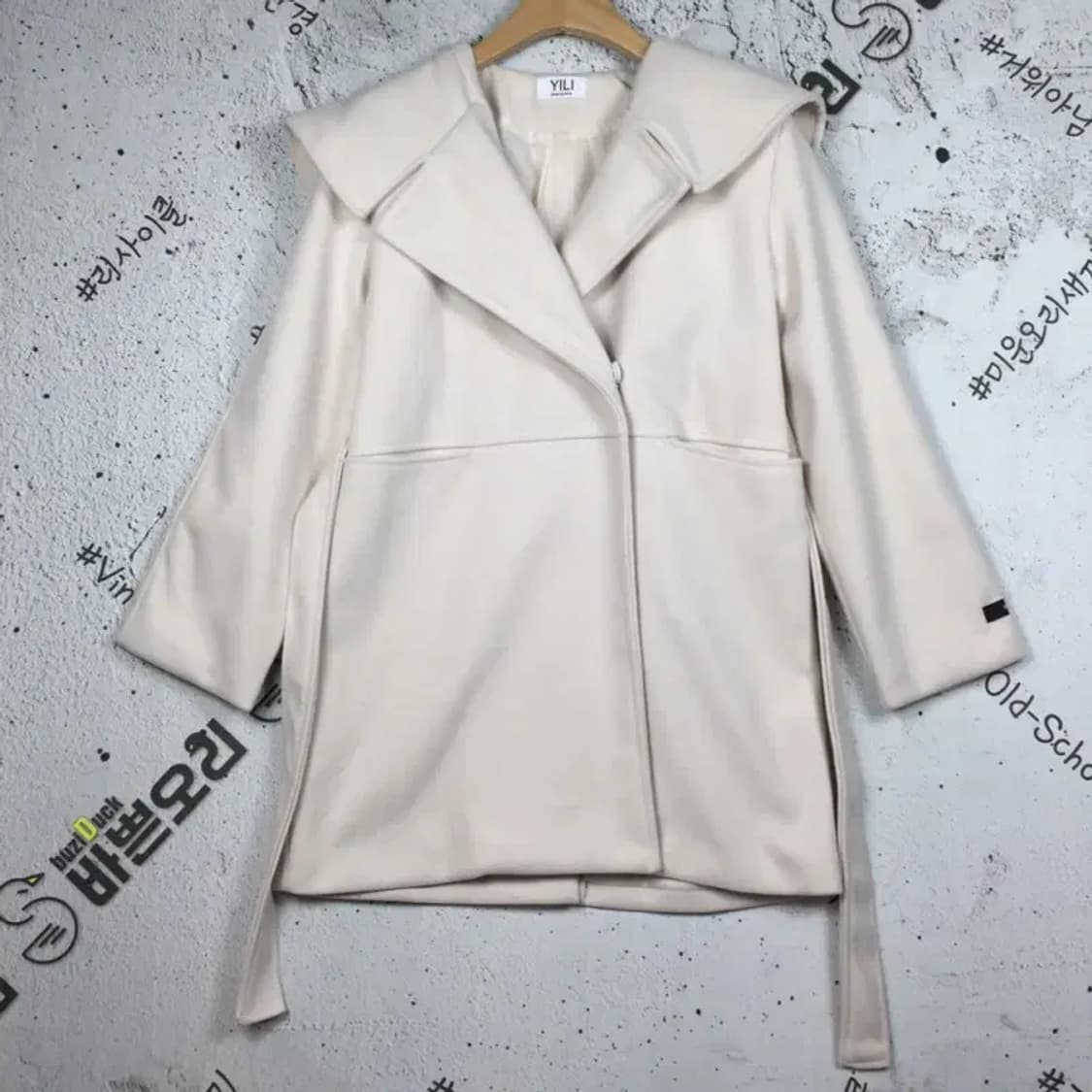 일리 여성 빅카라 스트랩 하프 트랩 코트 3200081 상품이미지1