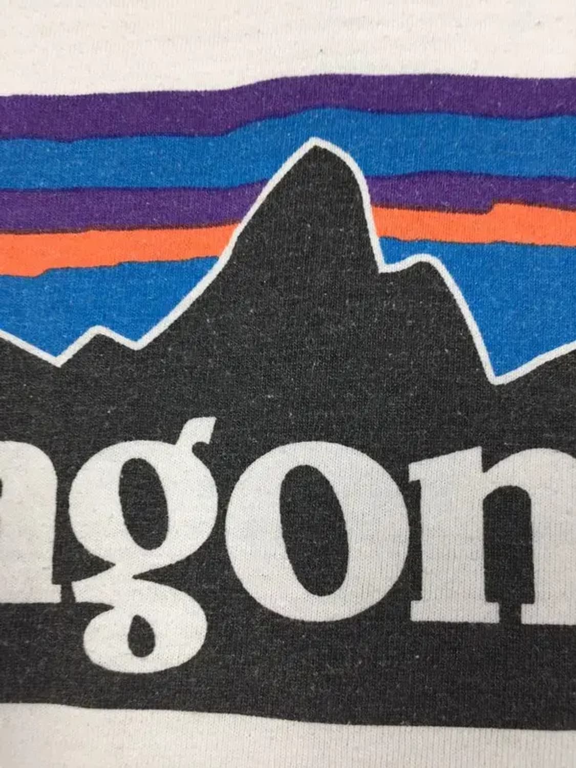 파타고니아 레귤러핏 라운드 포켓 반팔 티 화이트 M 1000520 상품이미지6