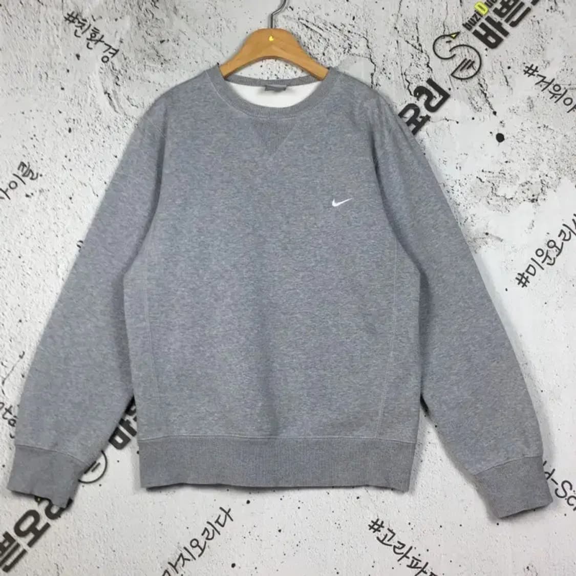 나이키 스우시 기모 맨투맨 라이트 그레이 S 2200249 상품이미지1
