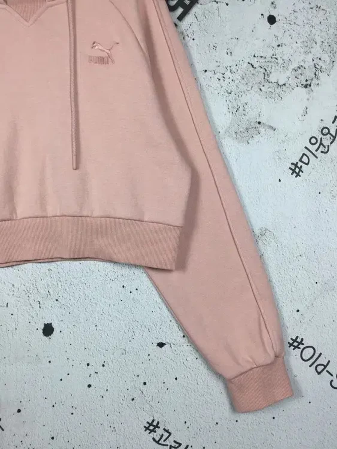 퓨마 여성 크롭 벨벳 후드티 라이트 핑크 S 2300238 상품이미지7