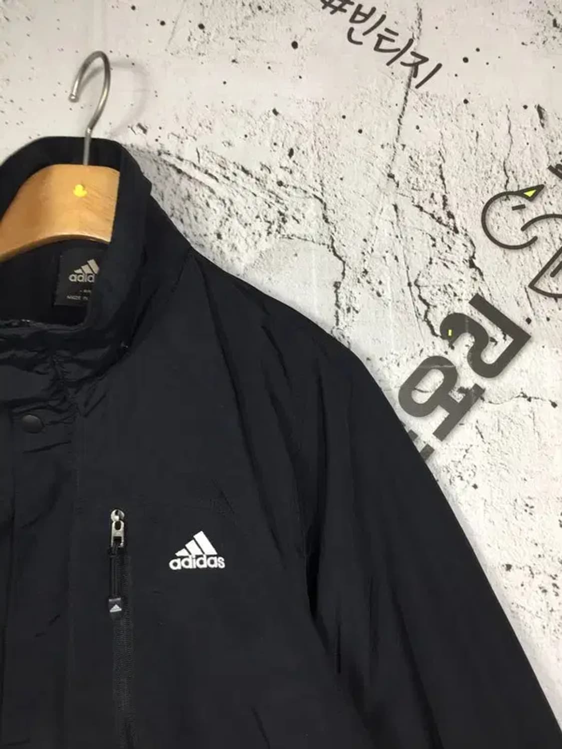 아디다스 여성 바람막이 윈드 자켓 블랙 85 3800194 상품이미지4