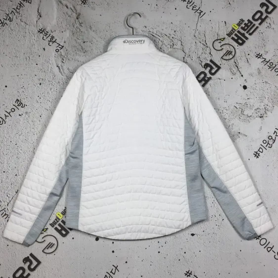 디스커버리 여성 경량 패딩 자켓 화이트 95 3400158 상품이미지2
