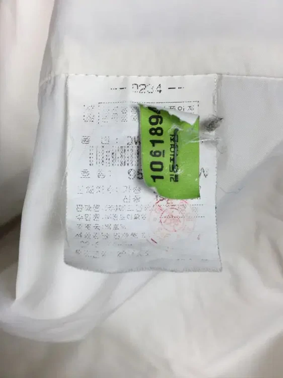 디스커버리 여성 경량 패딩 자켓 화이트 95 3400158 상품이미지7