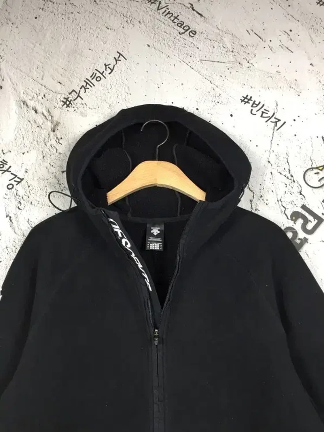 데상트 기모 후리스 후드 집업 점퍼 블랙 M 3400165 상품이미지6