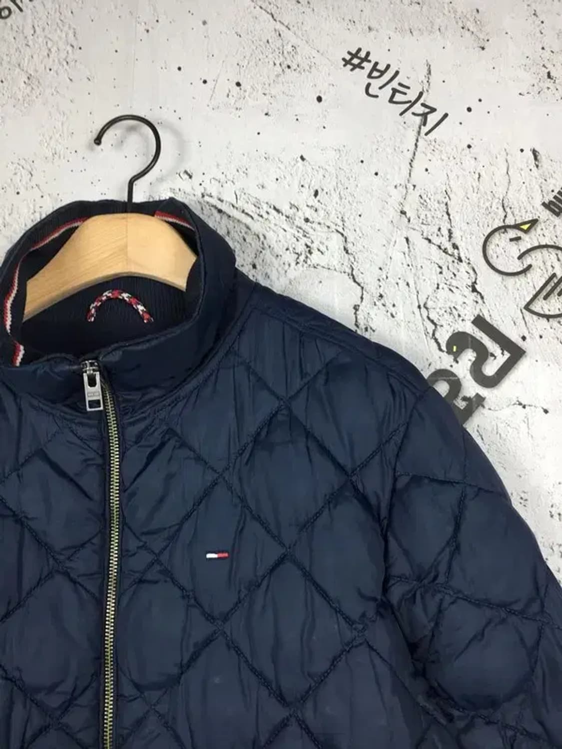 타미힐피거 퀼팅 경량 패딩 점퍼 네이비 M 3400174 상품이미지4