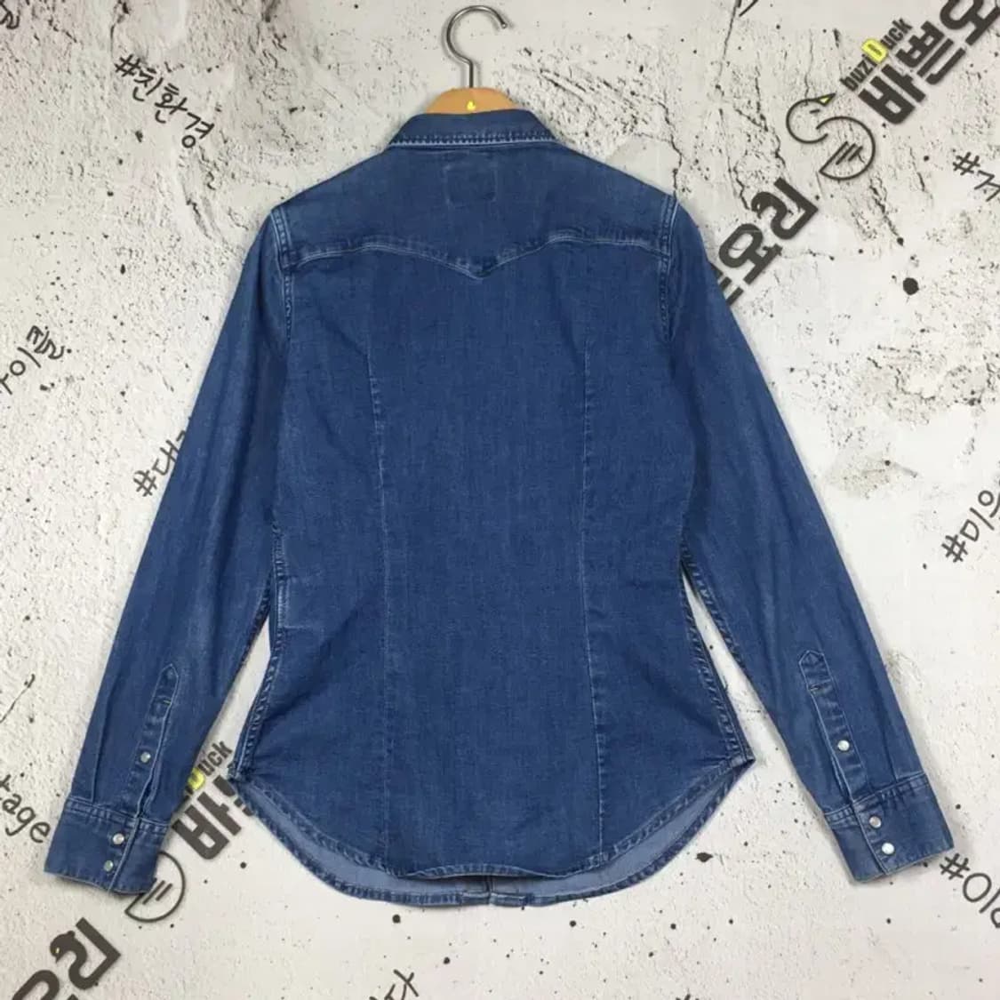 리바이스 여성 클래식 웨스턴 데님 셔츠 진청 XS 1100379 상품이미지2