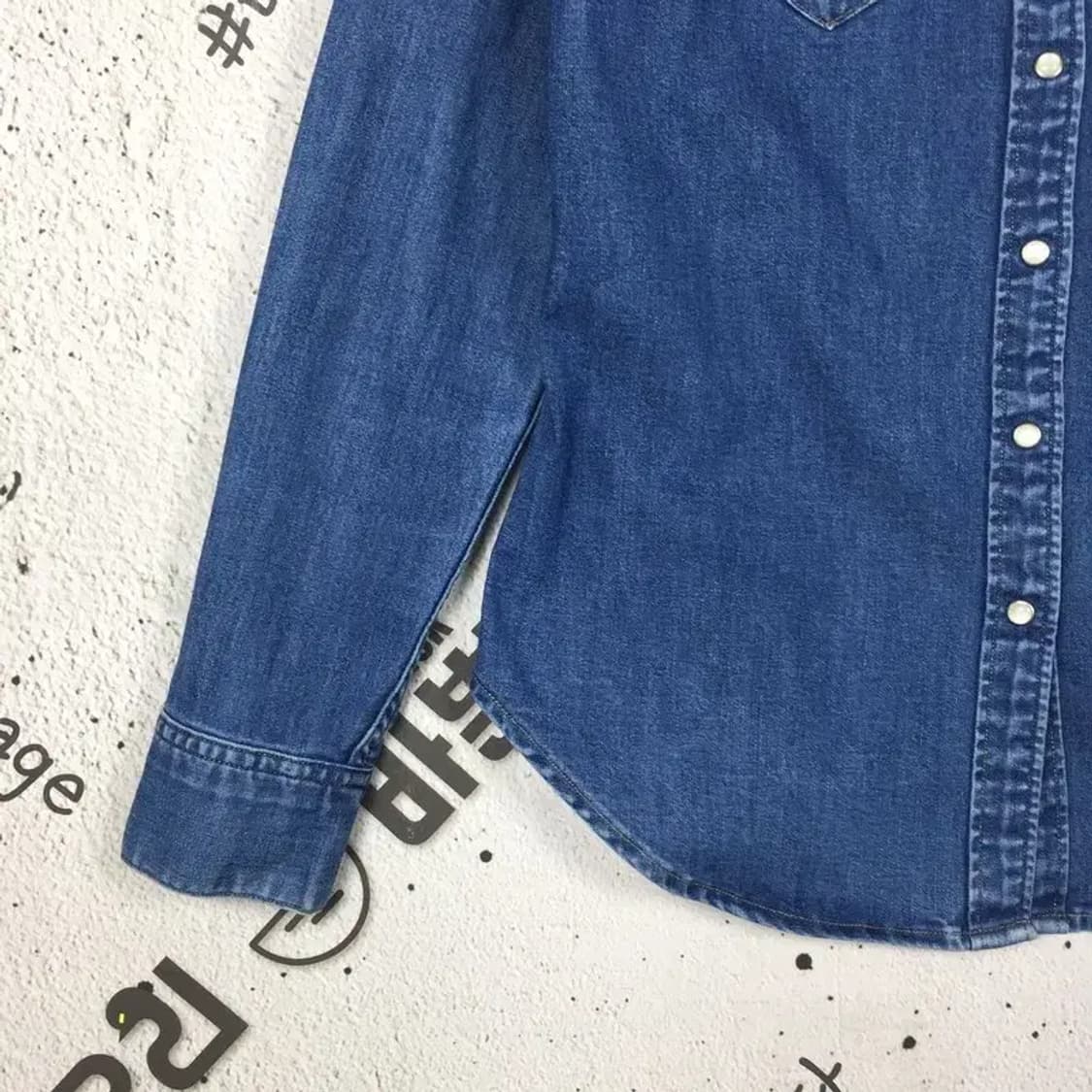 리바이스 여성 클래식 웨스턴 데님 셔츠 진청 XS 1100379 상품이미지5