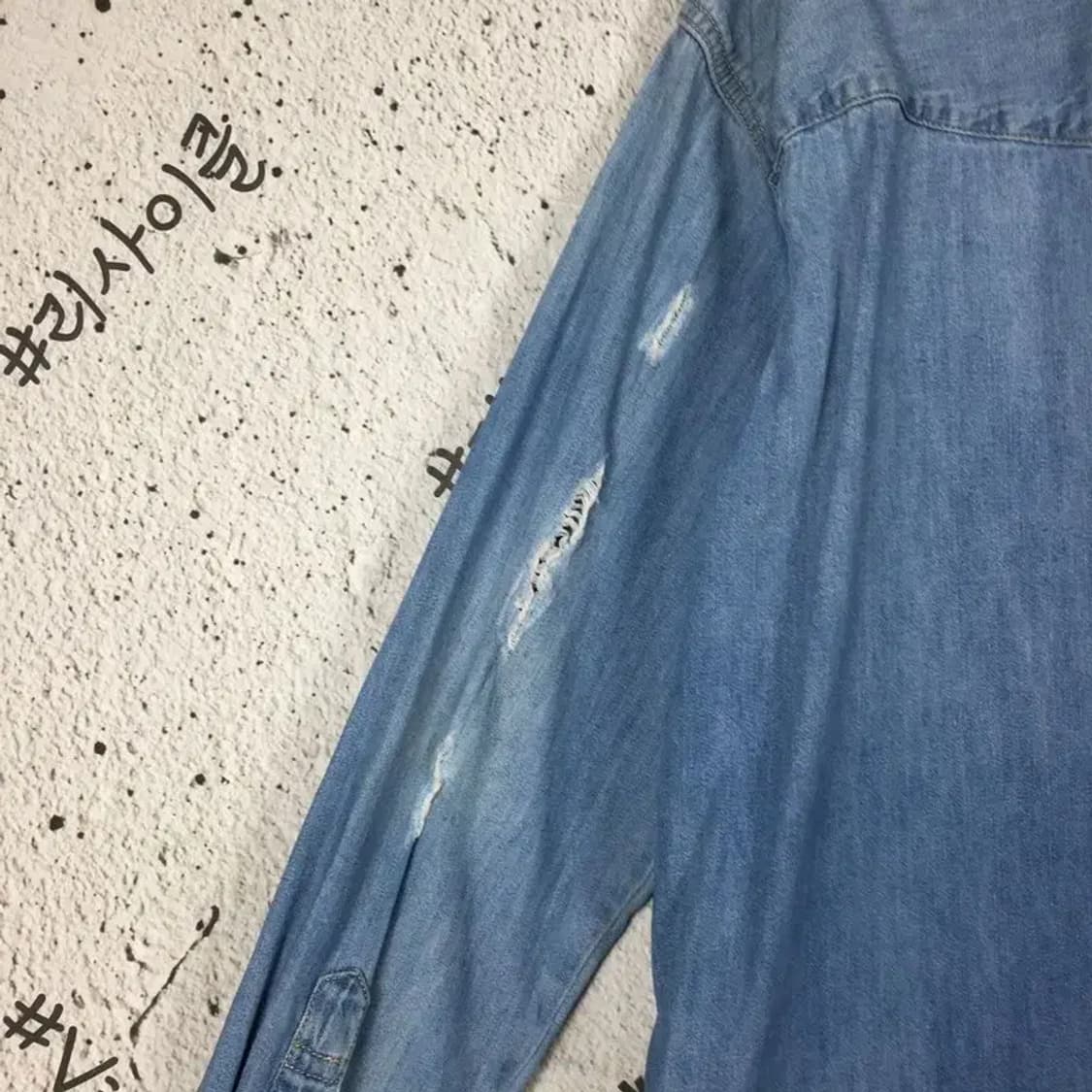 리바이스 커팅진 롱 데님 셔츠 자켓 연청 XS 1100378 상품이미지8