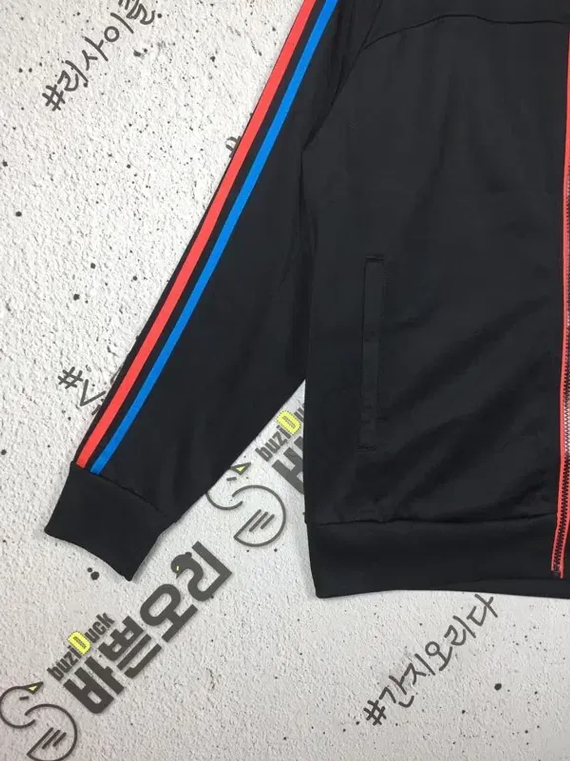 아디다스 에센셜 멀티컬러 삼선 져지 자켓 블랙 L 3100265 상품이미지5