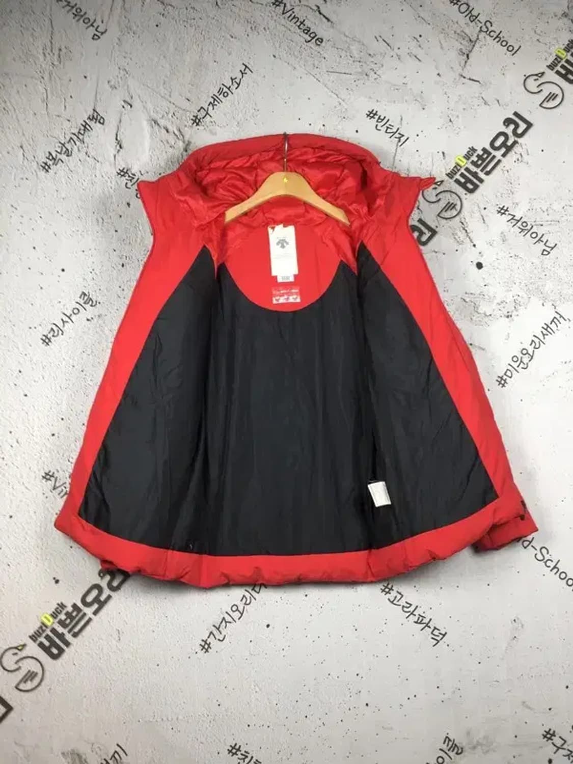 데상트 여성 덕다운 미들 패딩 점퍼 레드 90 3400195 상품이미지4