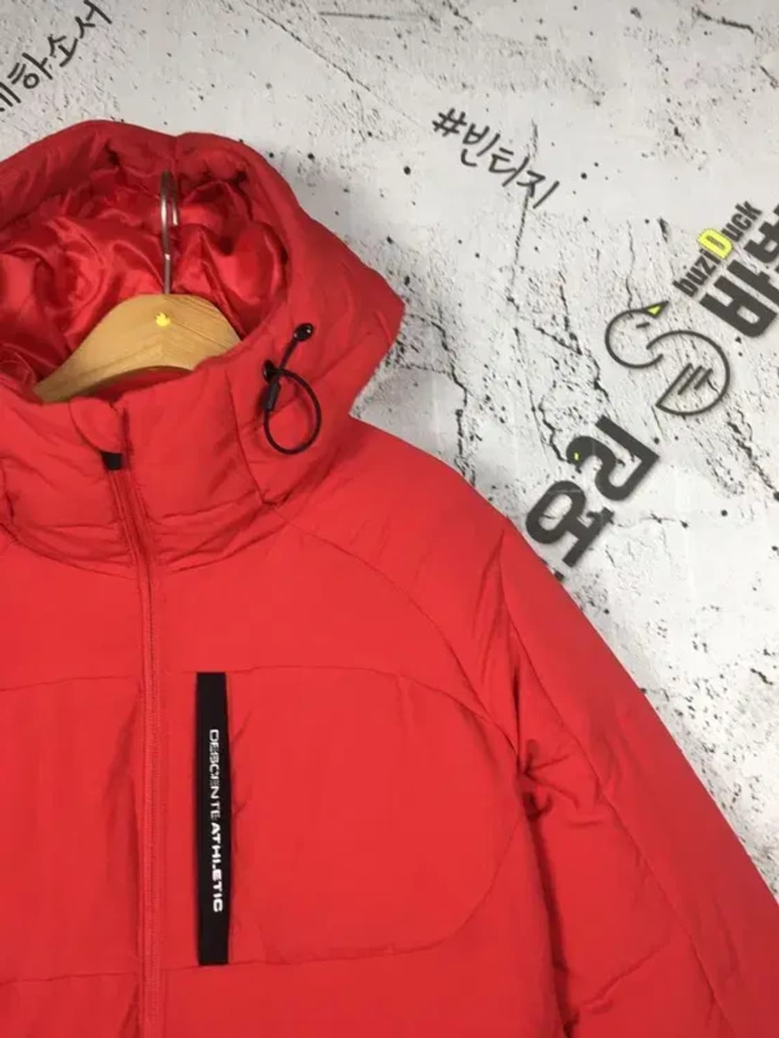 데상트 여성 덕다운 미들 패딩 점퍼 레드 90 3400195 상품이미지6