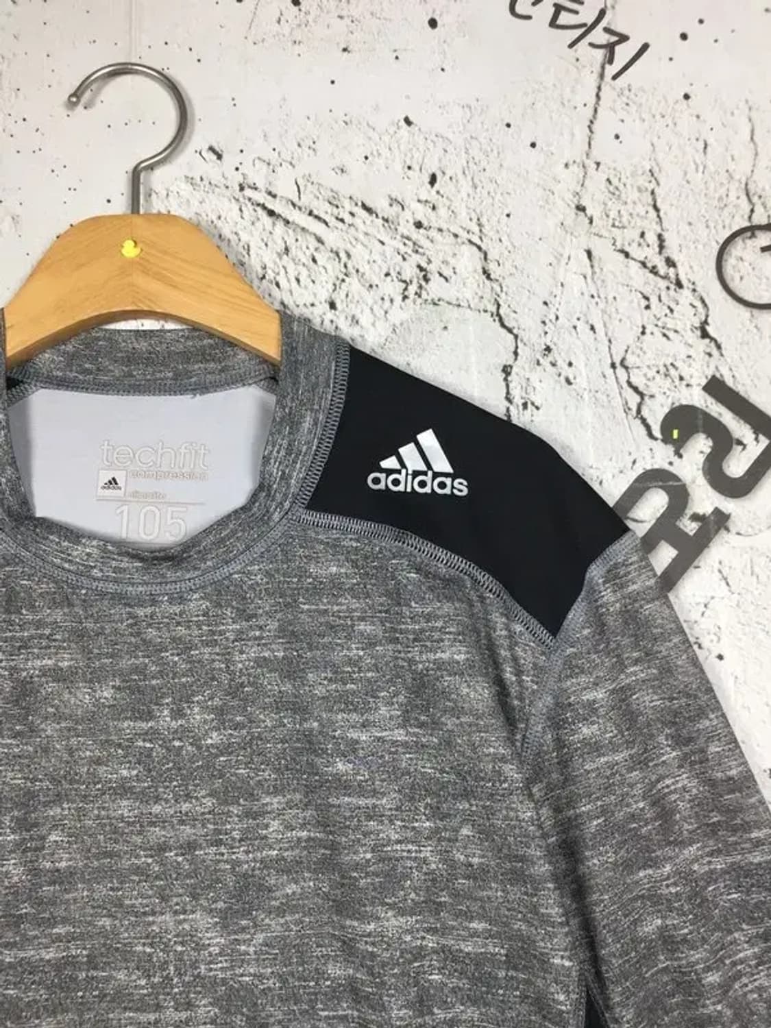 아디다스 테크핏 베이스 이너 긴팔 티 그레이 105 2100177 상품이미지4