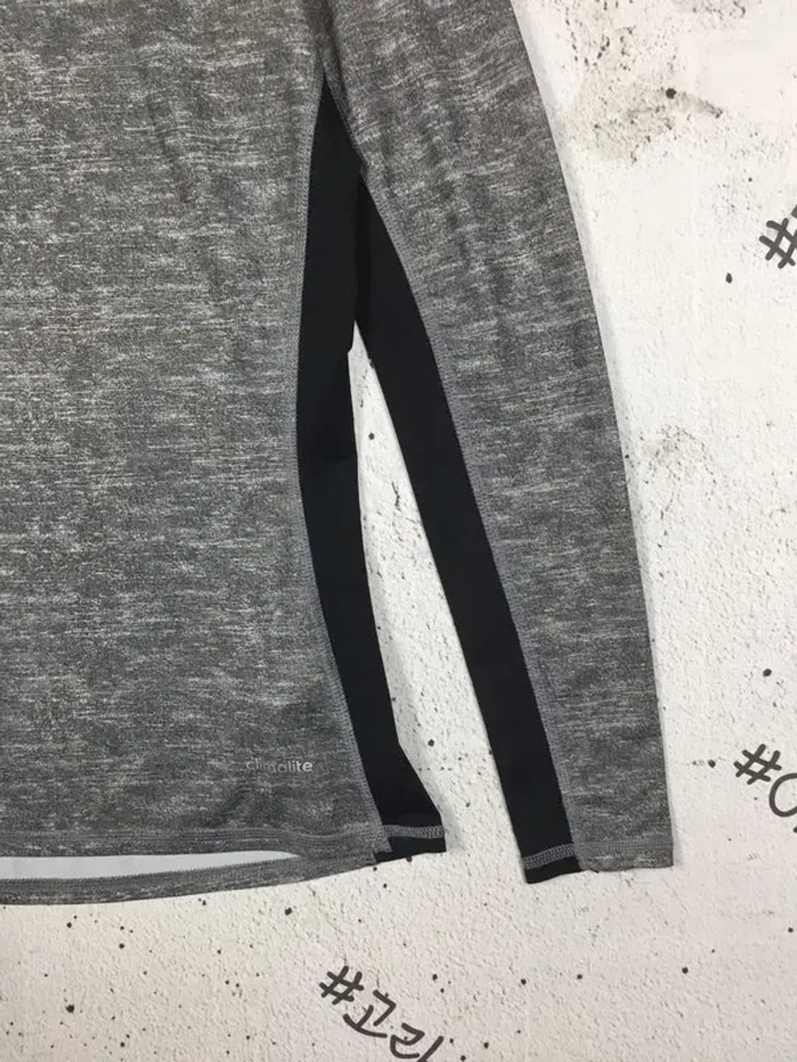 아디다스 테크핏 베이스 이너 긴팔 티 그레이 105 2100177 상품이미지6