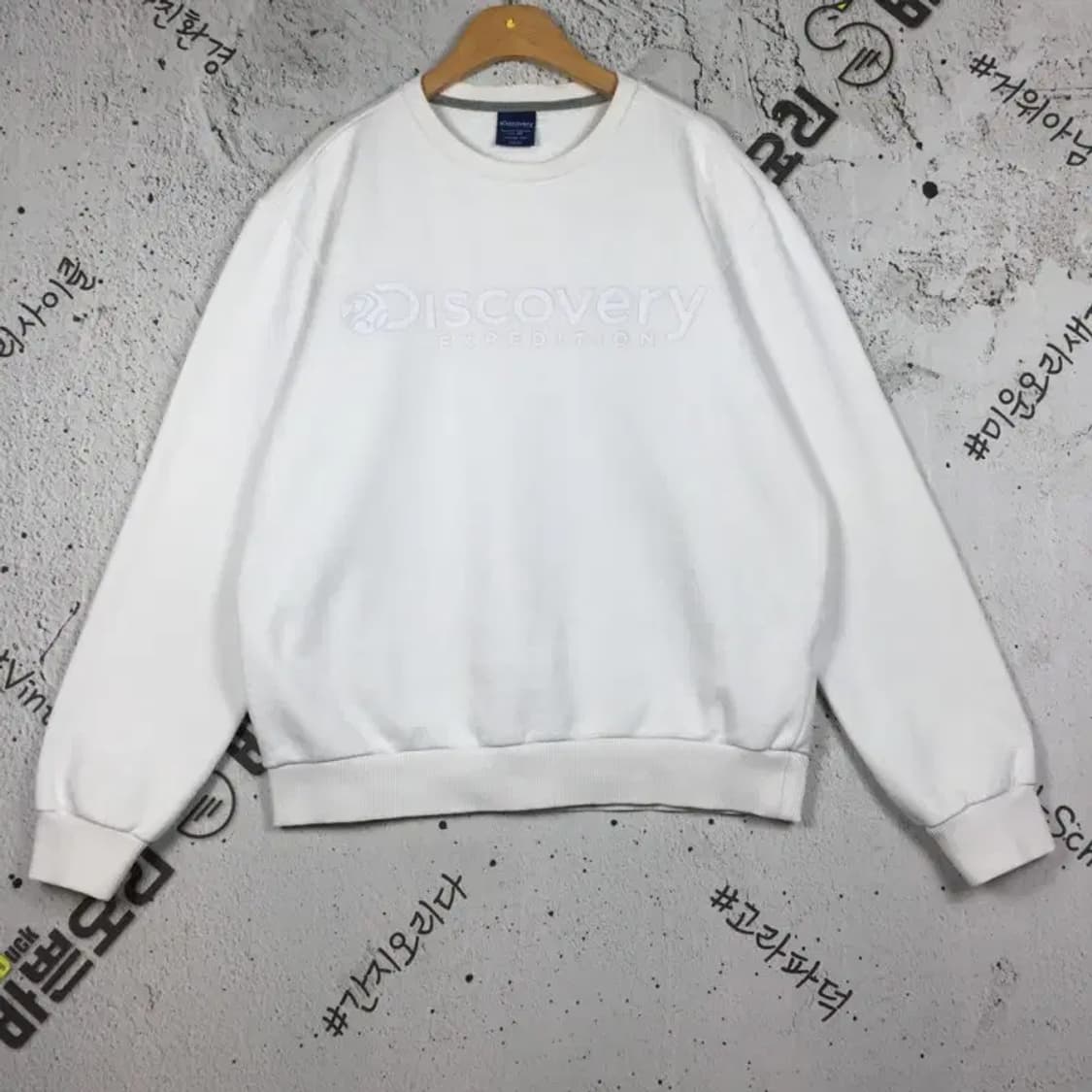 디스커버리 빅로고 기모 맨투맨 화이트 110 2200235 상품이미지1