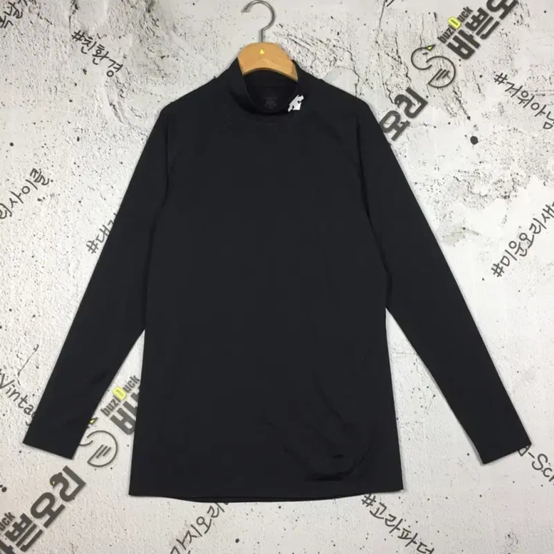 데상트 베이스볼 하프넥 나그람 언더 긴팔 티 블랙 110 2100178 상품이미지1