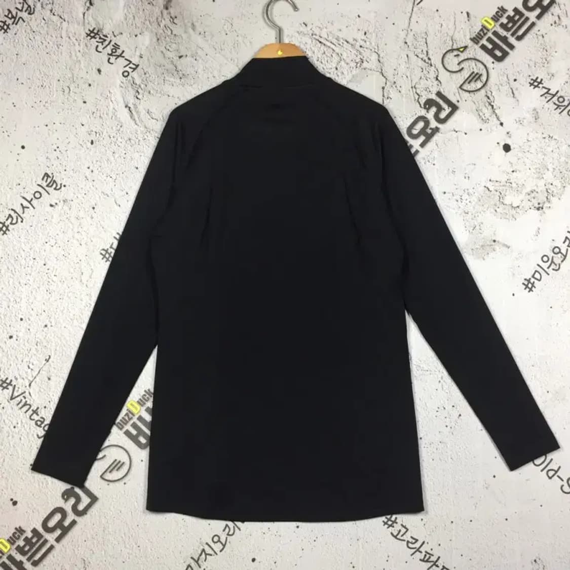 데상트 베이스볼 하프넥 나그람 언더 긴팔 티 블랙 110 2100178 상품이미지2