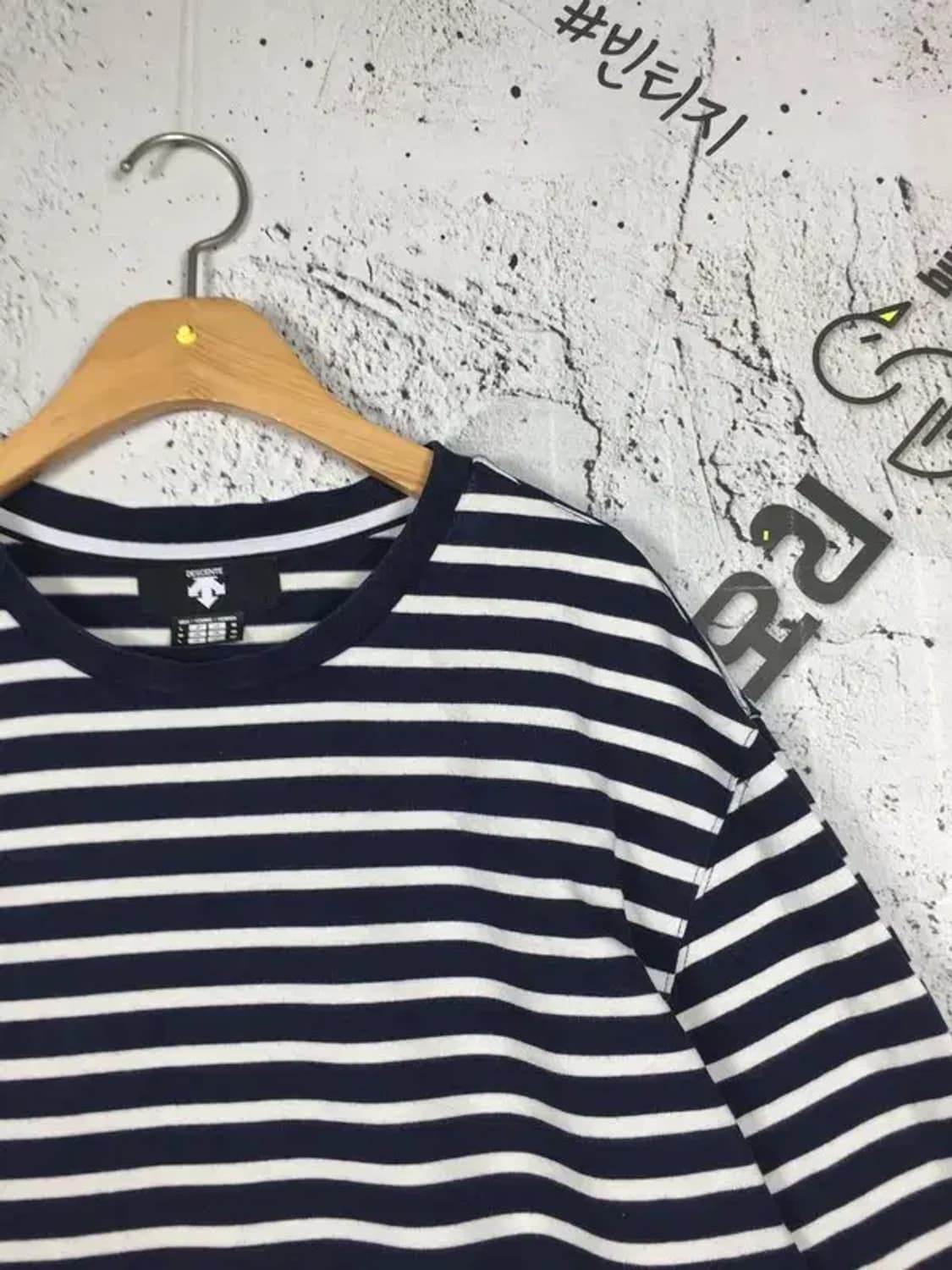 데상트 라운드 롱슬리브 긴팔 티 네이비 M 2100179 상품이미지4