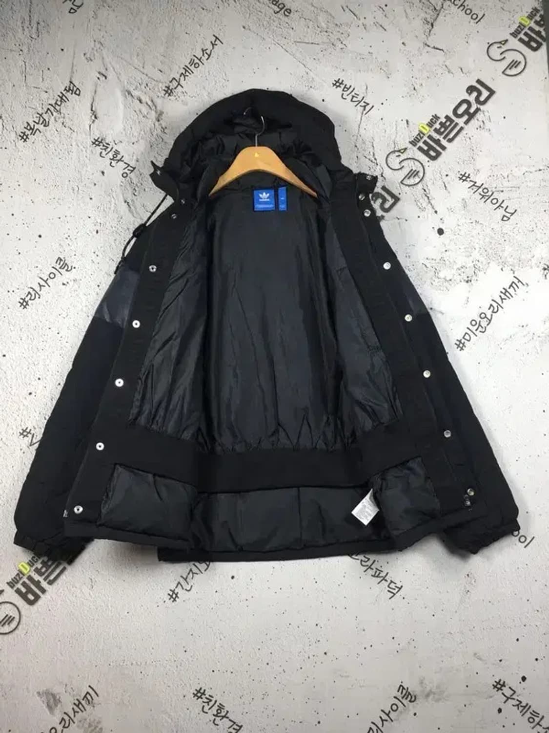 아디다스 여성 덕다운 패딩 점퍼 블랙 085 3400216 상품이미지3