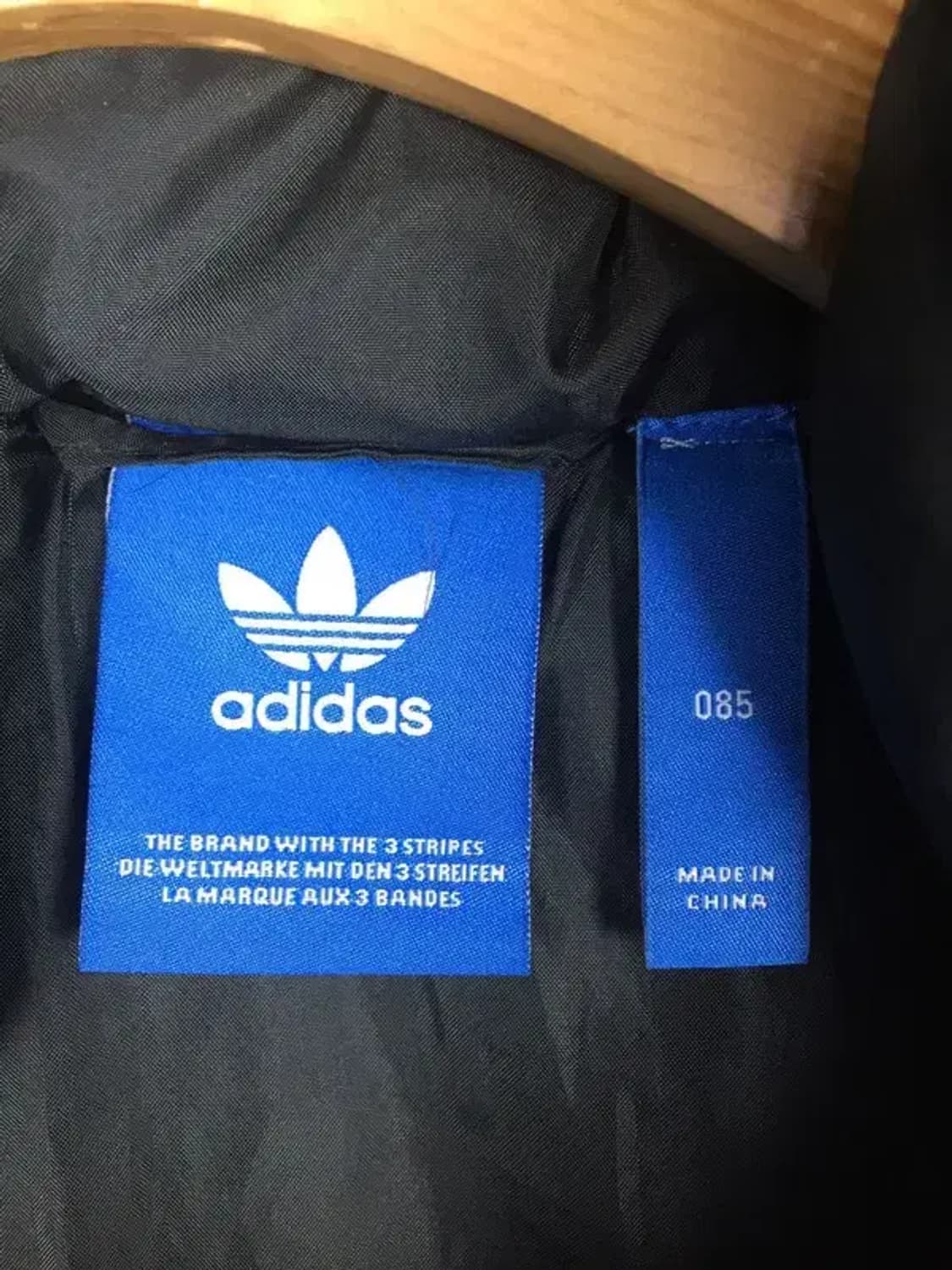 아디다스 여성 덕다운 패딩 점퍼 블랙 085 3400216 상품이미지8