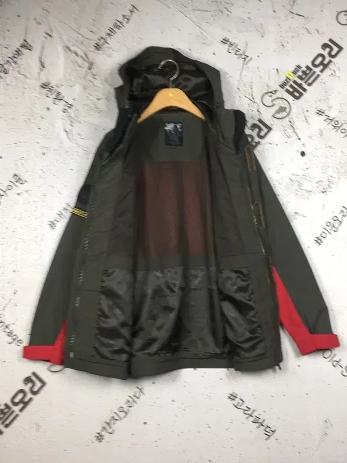 블랙야크 여성 기능성 등산 피크 자켓 레드 85 3200102 상품이미지4