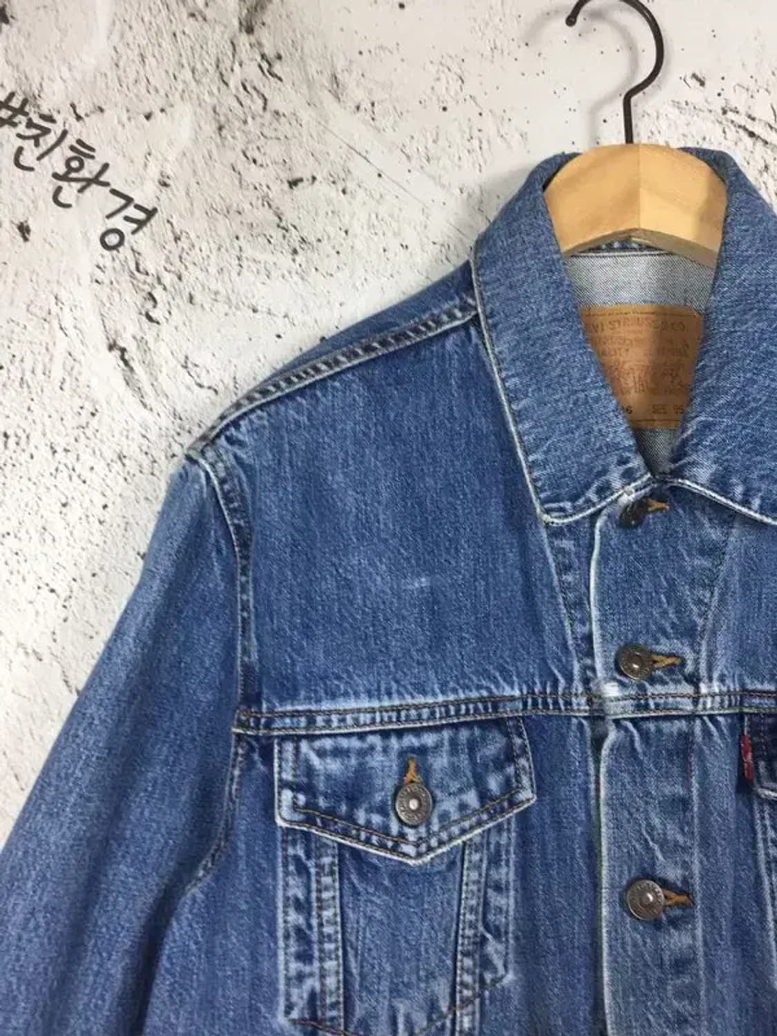 리바이스 트러커 워싱 데님 자켓 중청 95 3200103 상품이미지5
