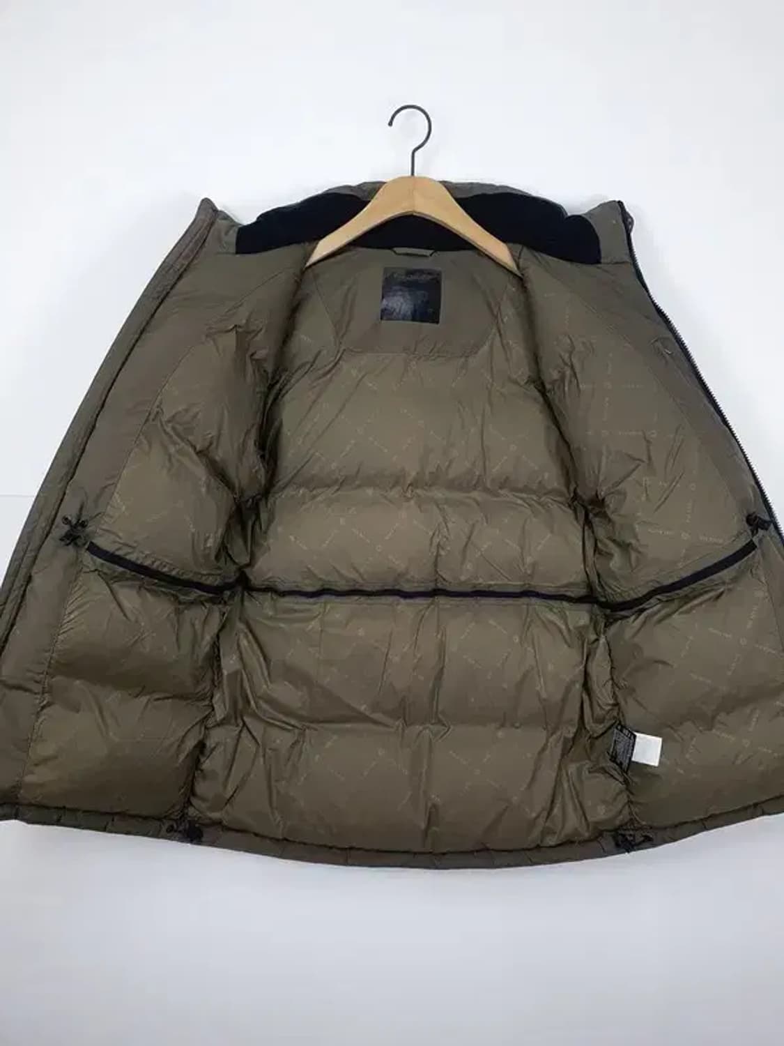 블랙야크 아이스엣지 구스다운 패딩점퍼 고어텍스 카키 3400049 상품이미지8