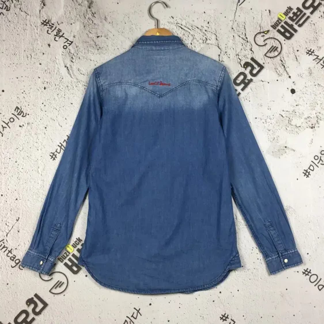 리바이스 여성 웨스턴 데님 셔츠 네이비 155 1100386 상품이미지2